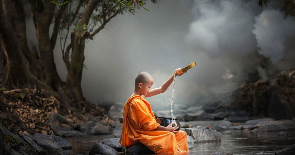 Monaci Buddisti Cambiano La Struttura Dell Acqua
